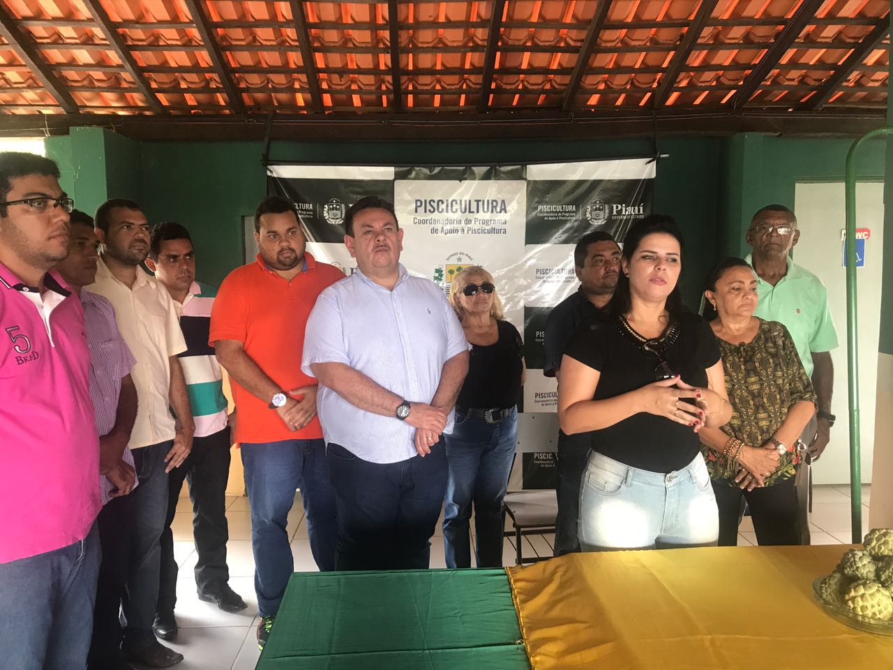 Entrega de kits tanque rede em Jerumenha