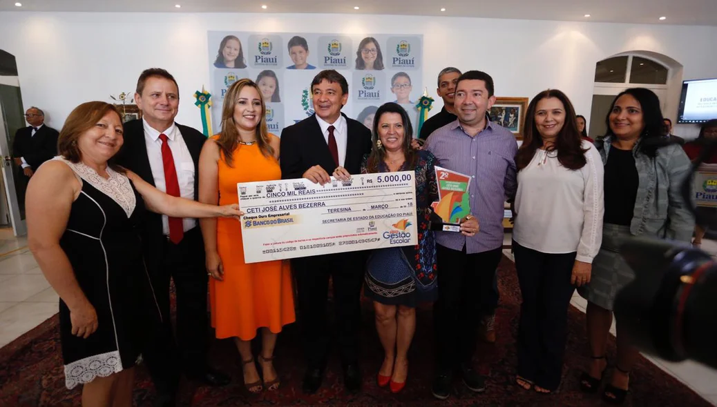 Ceti José Alves Bezerra também recebeu prêmio