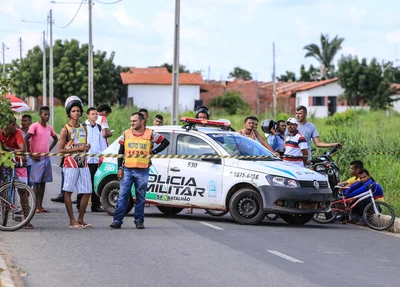Policia Militar isolou a área 