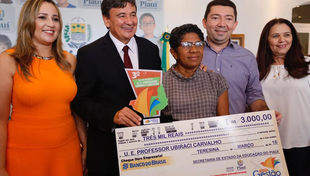 Unidade Escolar Professor Ubiraci Carvalho também foi premiado