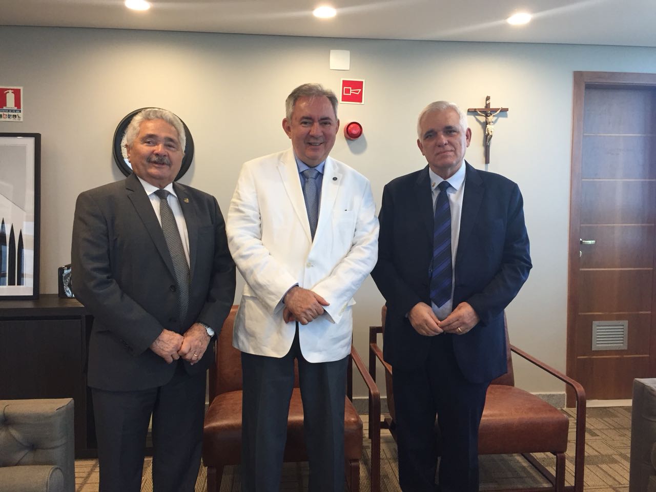 Elmano Férrer com o Presidente do Conselho Nacional do SESI, João Henrique de Almeida Sousa e Themístocles