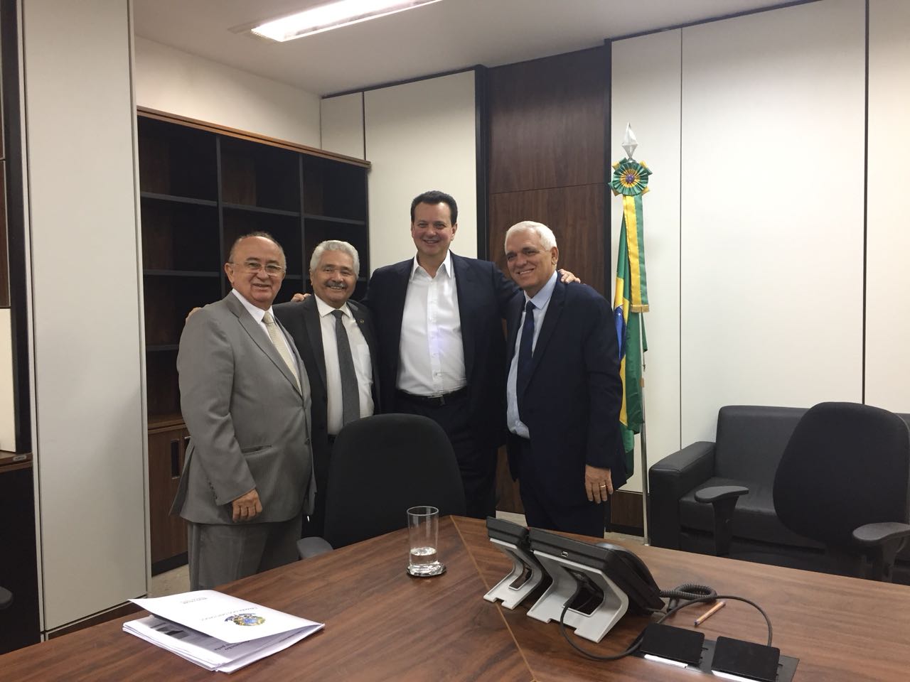 Júlio César, o senador Elmano Férrer, o ministro Gilberto Kassab e Themístocles