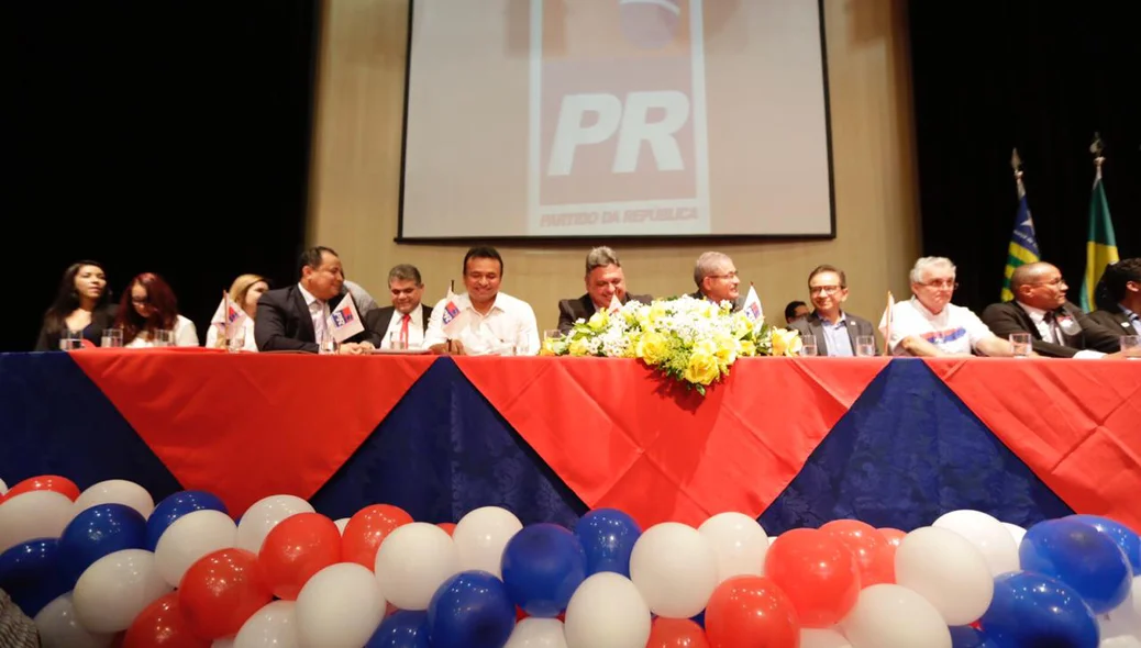 Fábio Abreu se filiou hoje ao PR 