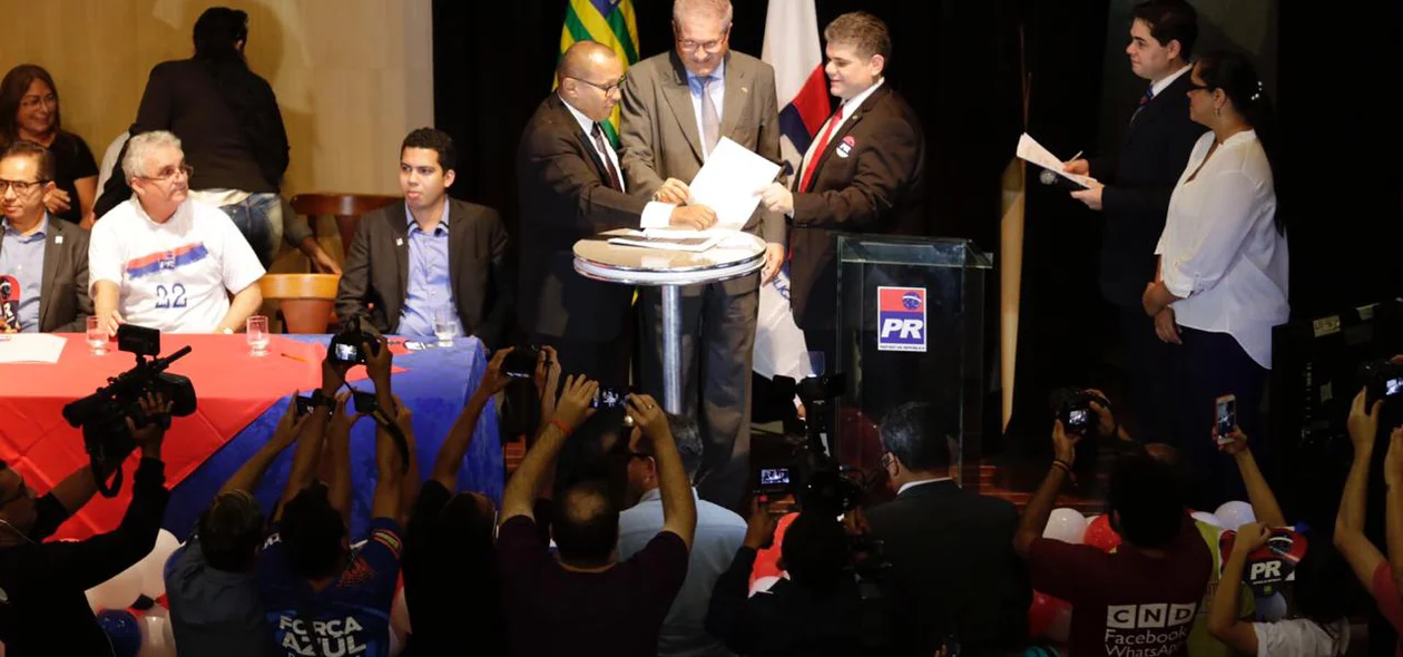 Filiação de Fábio Abreu ao PR