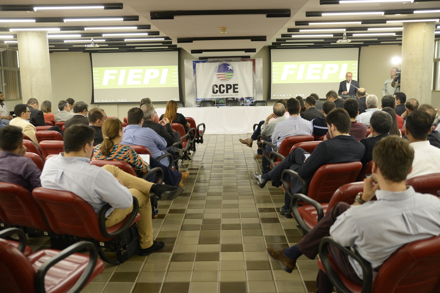 Evento na Fiepi