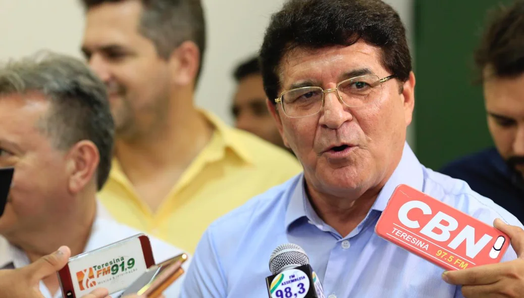 Ismar Marques concede entrevista aos jornalistas
