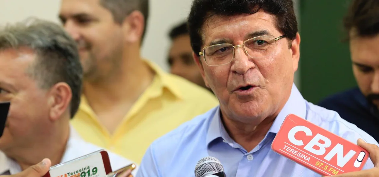 Ismar Marques concede entrevista aos jornalistas