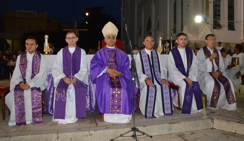 Celebrantes da missa