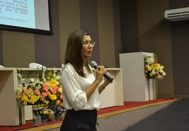 Procuradora Jeane Carvalho