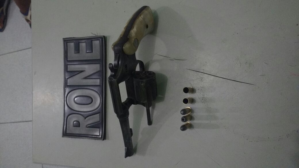 Arma apreendida na zona leste de Teresina 