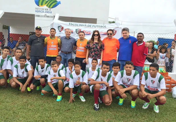 Deputado João Mádison visita Agricolândia e Elesbão Veloso