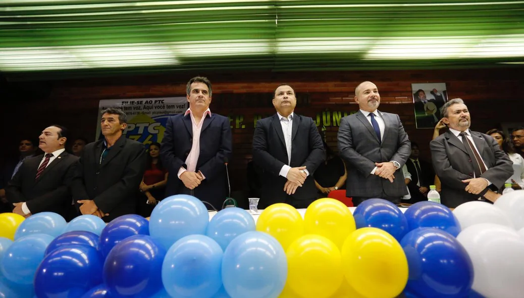 Deputados estaduais se filiam ao PTC