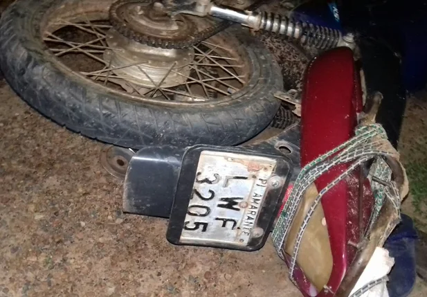 Motocicleta em que a vítima estava trafegando 