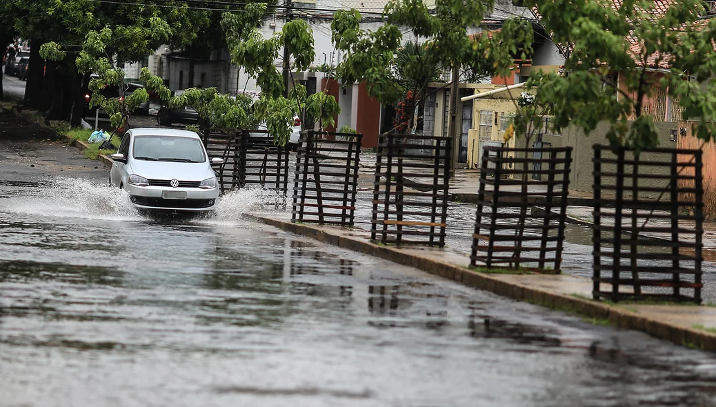 Avenida Pedro Almeida em Teresina Piauí 