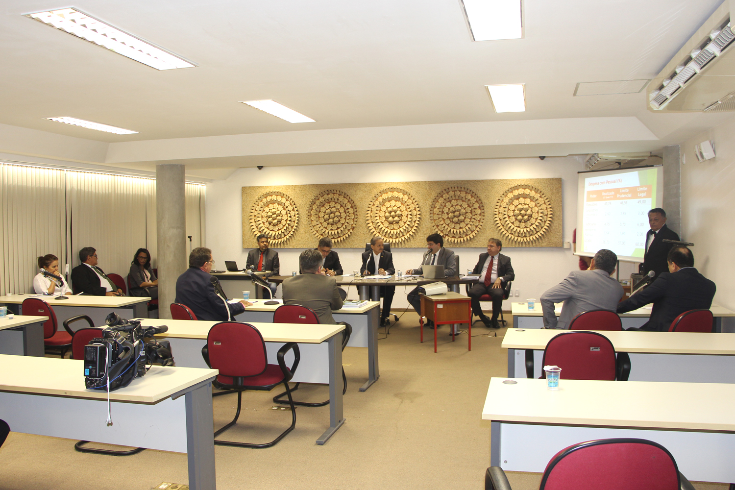 Reunião na CCJ