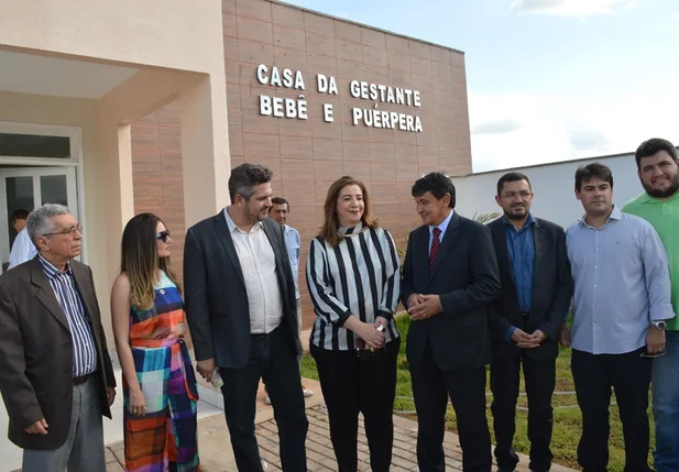 Wellington Dias visita Casa da Gestante.
