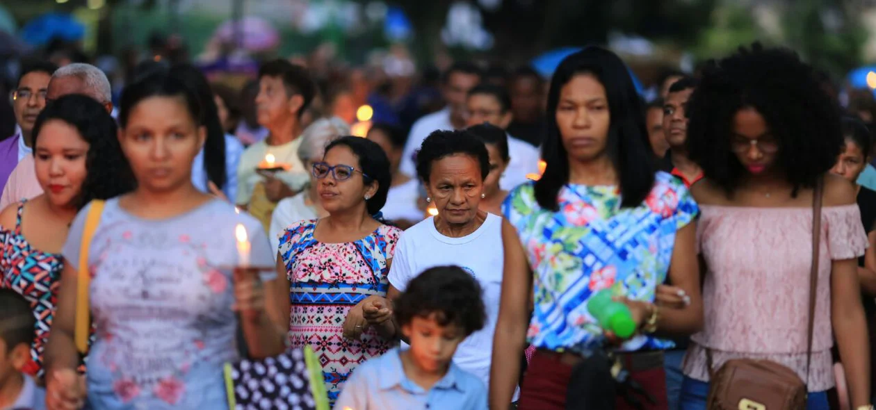 Procissão do Senhor Morto realizada no Centro de Teresina