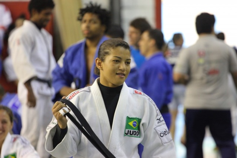 Sarah Menezes