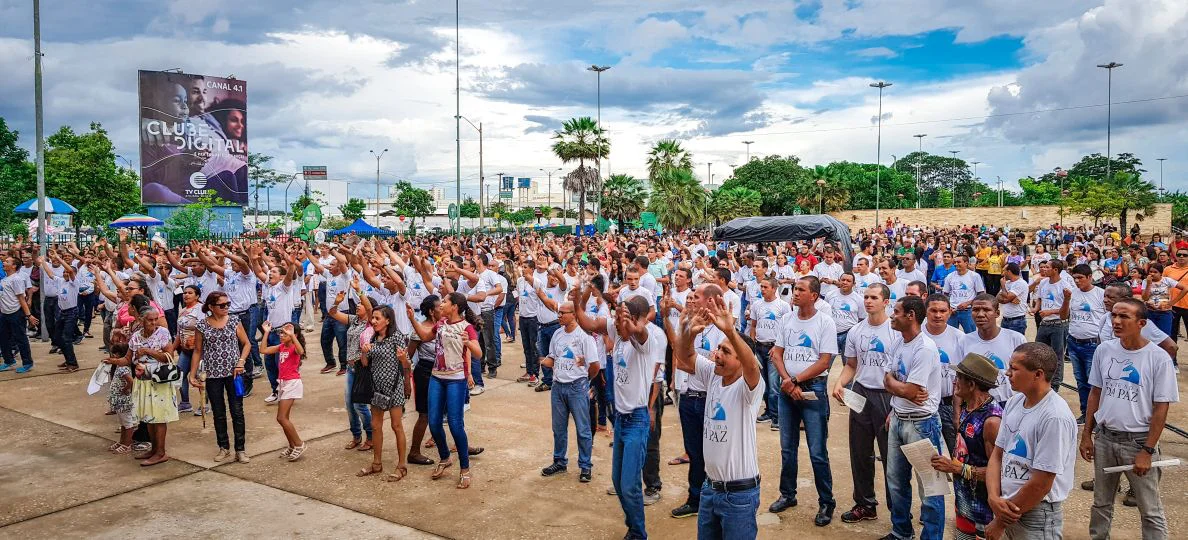 Uma multidão de pessoas participou do Católicos do Teresina Ressuscita com Cristo