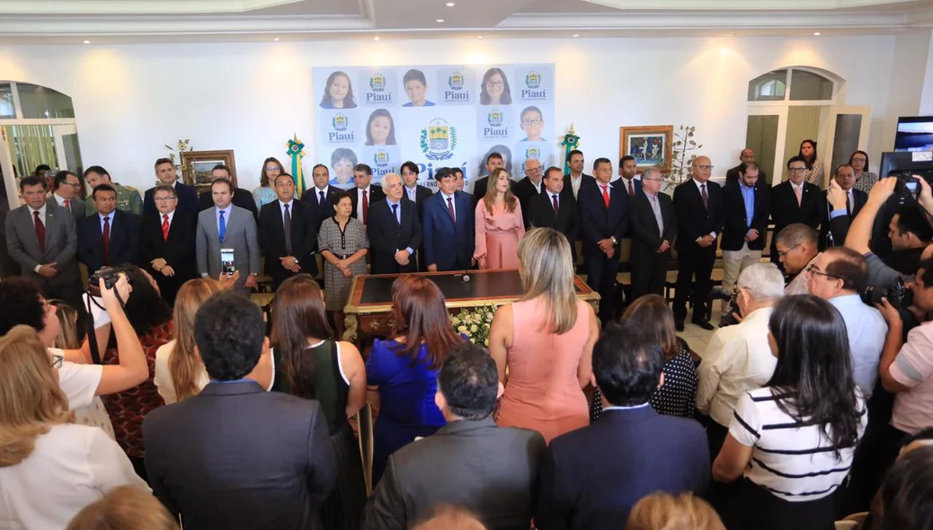 Wellington  Dias apresenta novos secretários