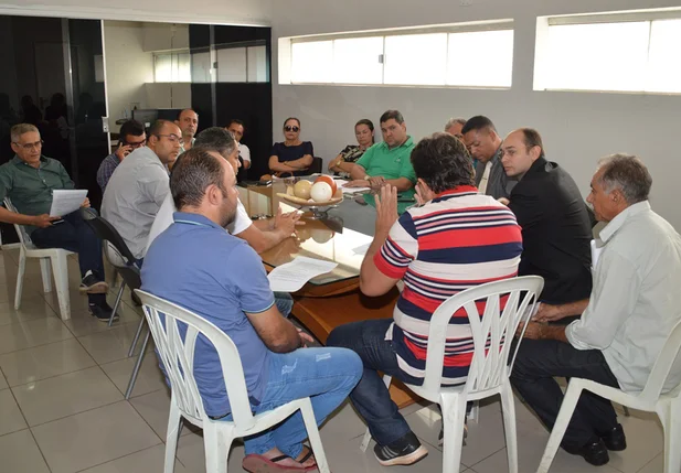 Após três reuniões consenso fica cada vez mais difícil