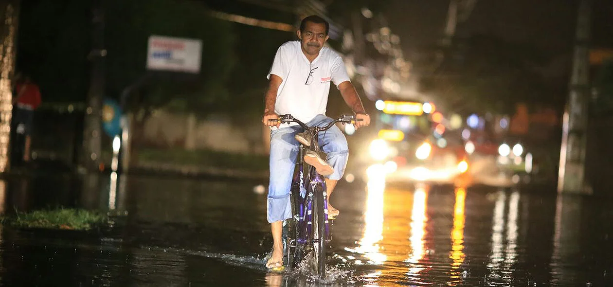 Chuva deixa um caos na cidade Teresina
