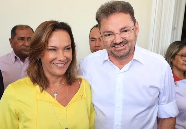 Deputada Juliana Falcão se filia ao PSB em Teresina 