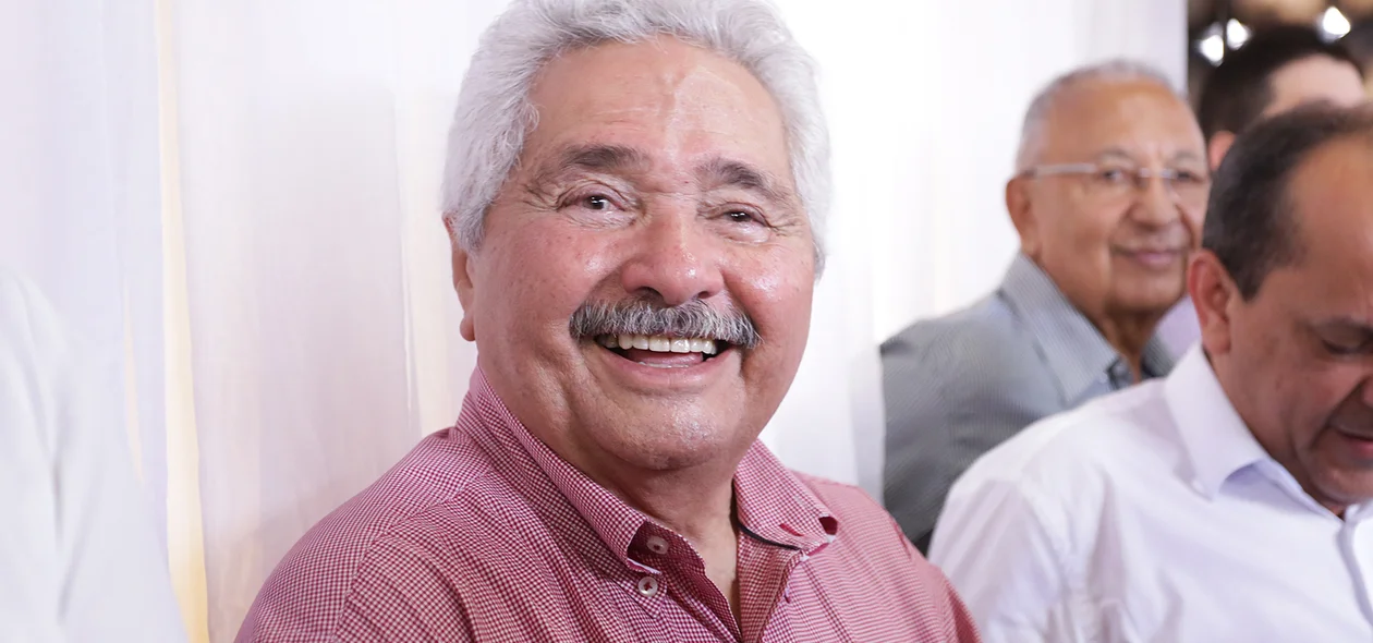Elmano Férrer