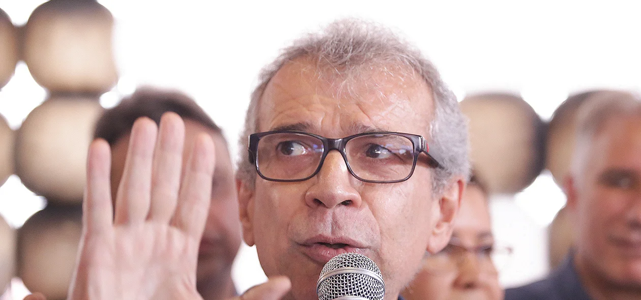 João Vicente Claudino se filia ao PTB