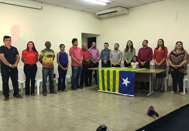 Assinatura da Ordem de Serviço para construção de Centro Cultural