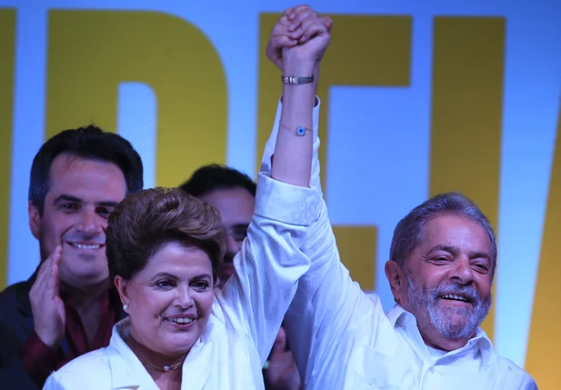 Dilma, Lula e Ciro Nogueira ao fundo