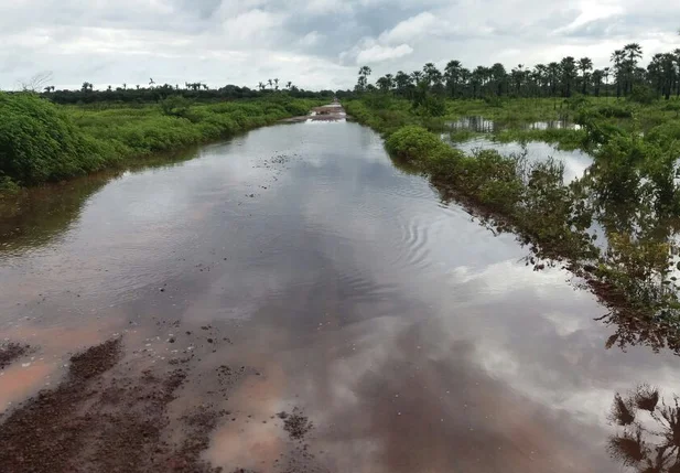 Estrada que vai para para a localidade Lagoa do Piauí