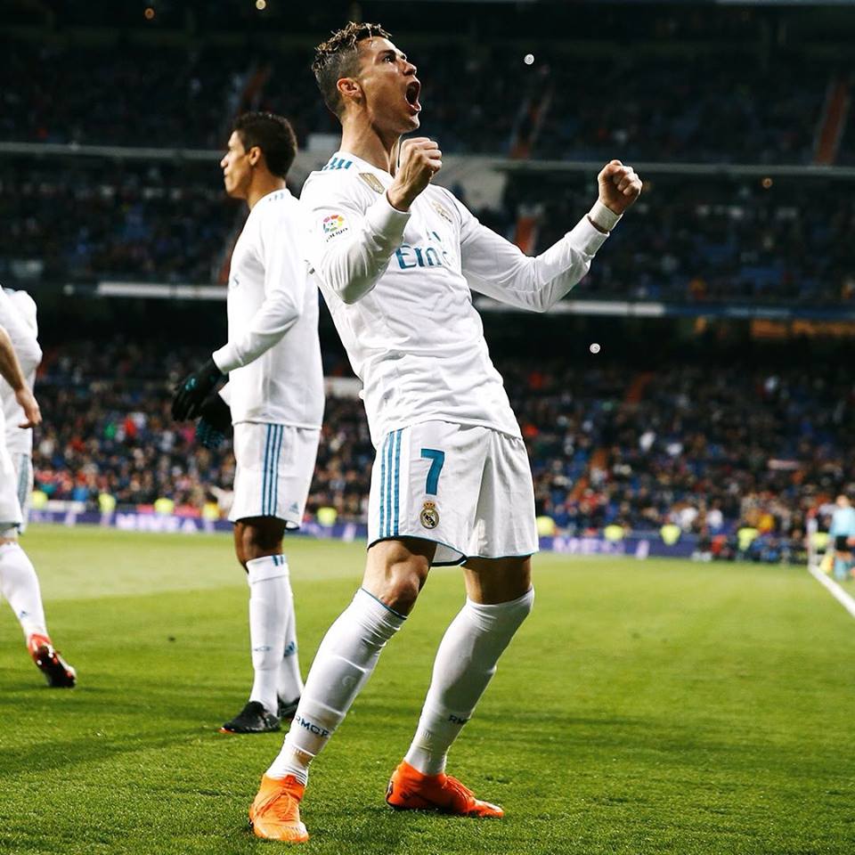 Cristiano Ronaldo marca e Real Madrid vai à final da Liga dos Campeões