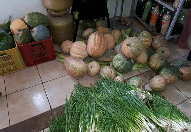 Alimentos da agricultura familiar em Esperantina 
