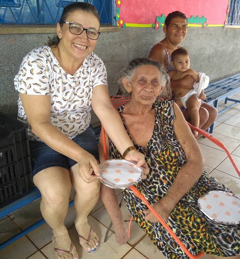 Prefeita Vilma Amorim visita famílias