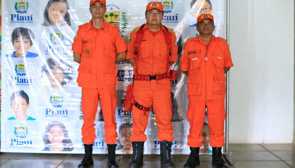 Equipe do Corpo de Bombeiros do Piauí