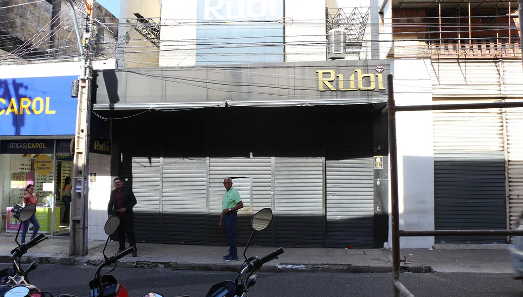 Fachada da Joalheria, localizada na rua Barroso 