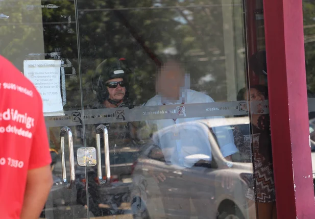 Polícia dentro do Banco do Nordeste 