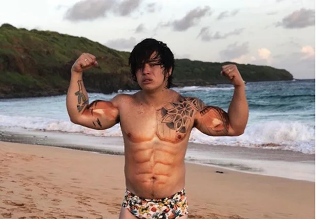 Whindersson Nunes brinca com seu peso no Instagram