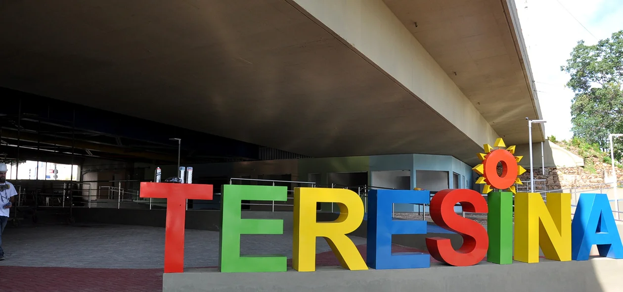 É uma homenagem a Teresina 