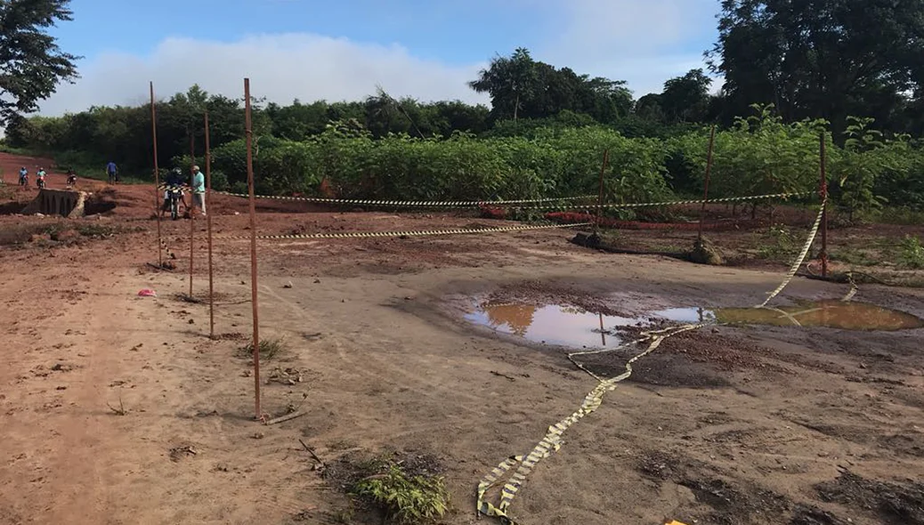 Reconstrução do aterro sobre o bueiro