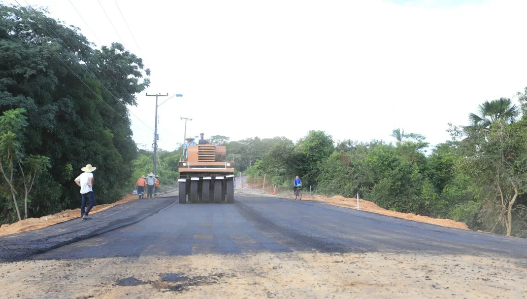 Obra que foi realizada na BR 343 