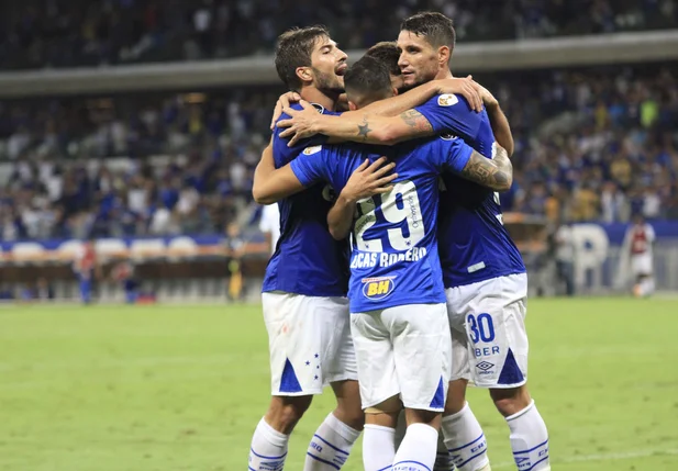 Cruzeiro durante partida contra o Universidad de Chile pela Libertadores 2018