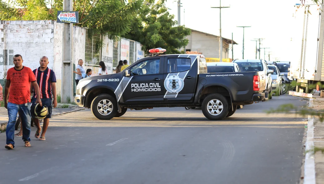 Homicídios esteve no local 