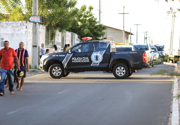 Homicídios esteve no local 