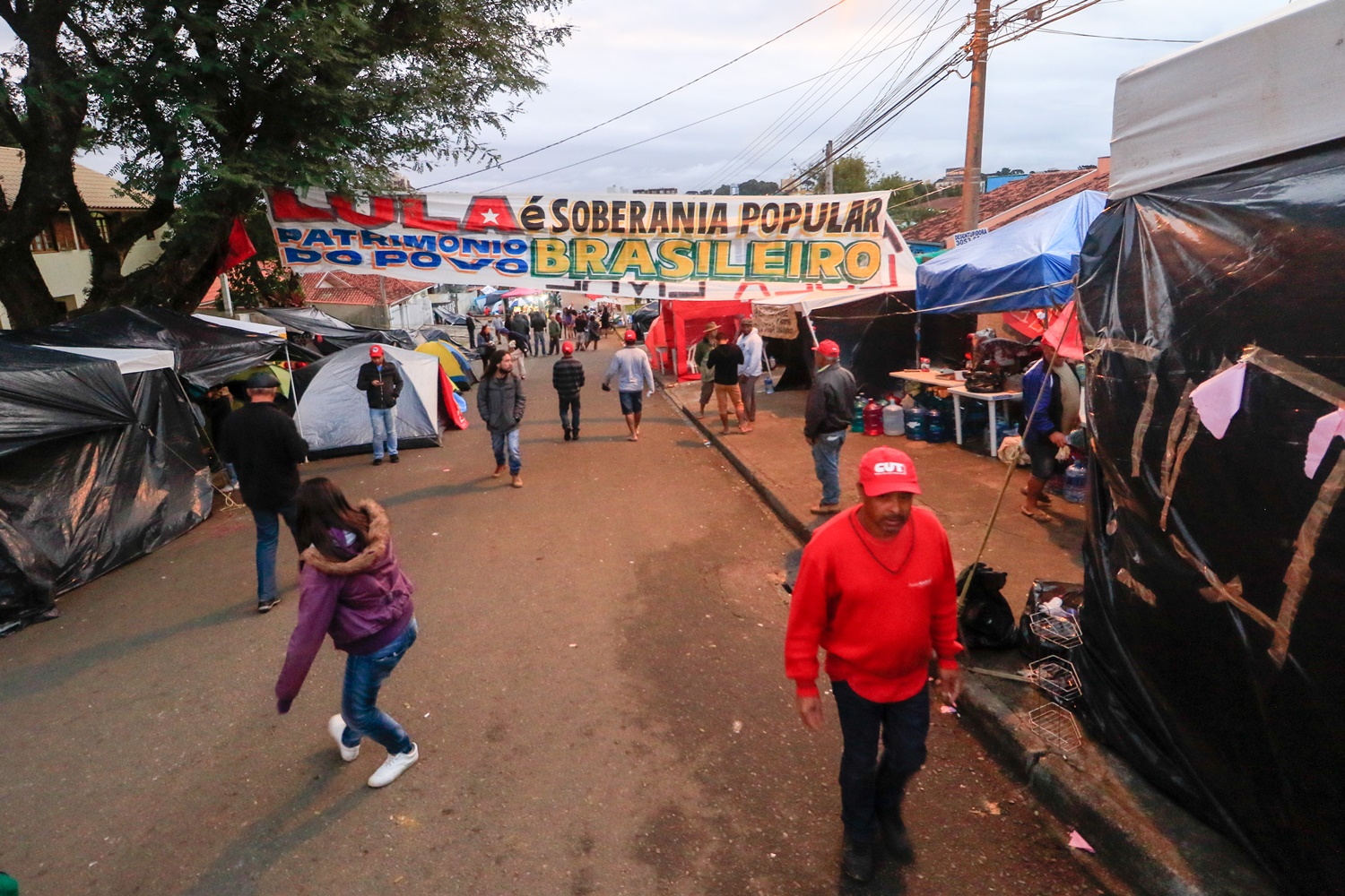 Acampamento Pró-Lula em Curitiba