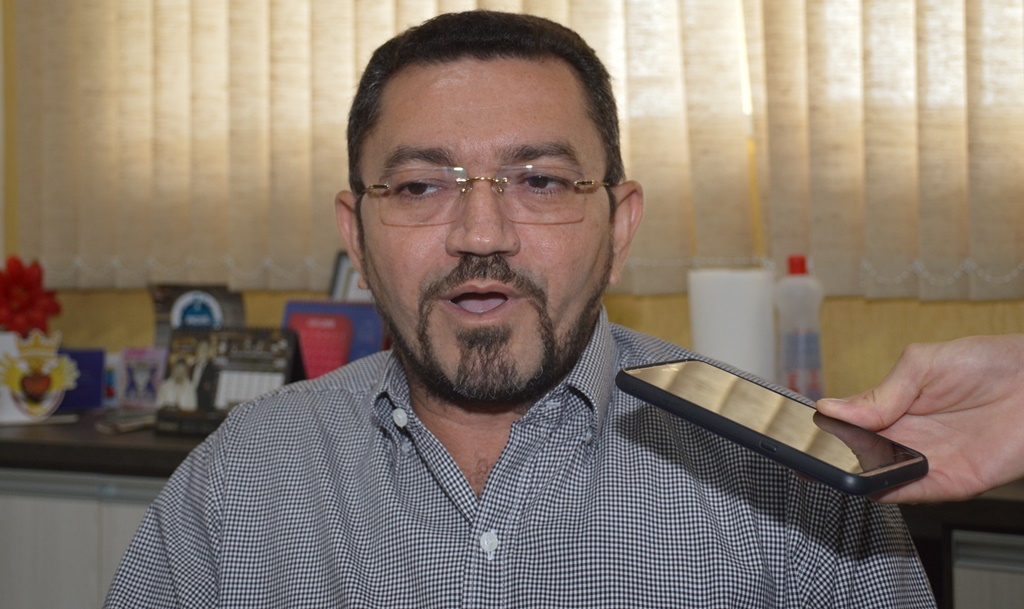 Prefeito Padre Walmir atrasa repasses do PicosPrev