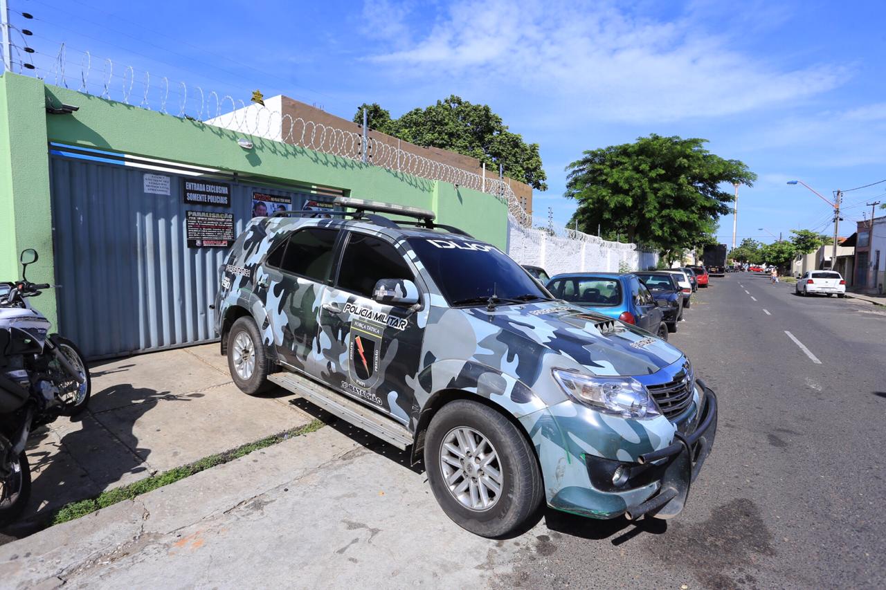 Viatura do da Força Tática do 9º Batalhão da Polícia Militar