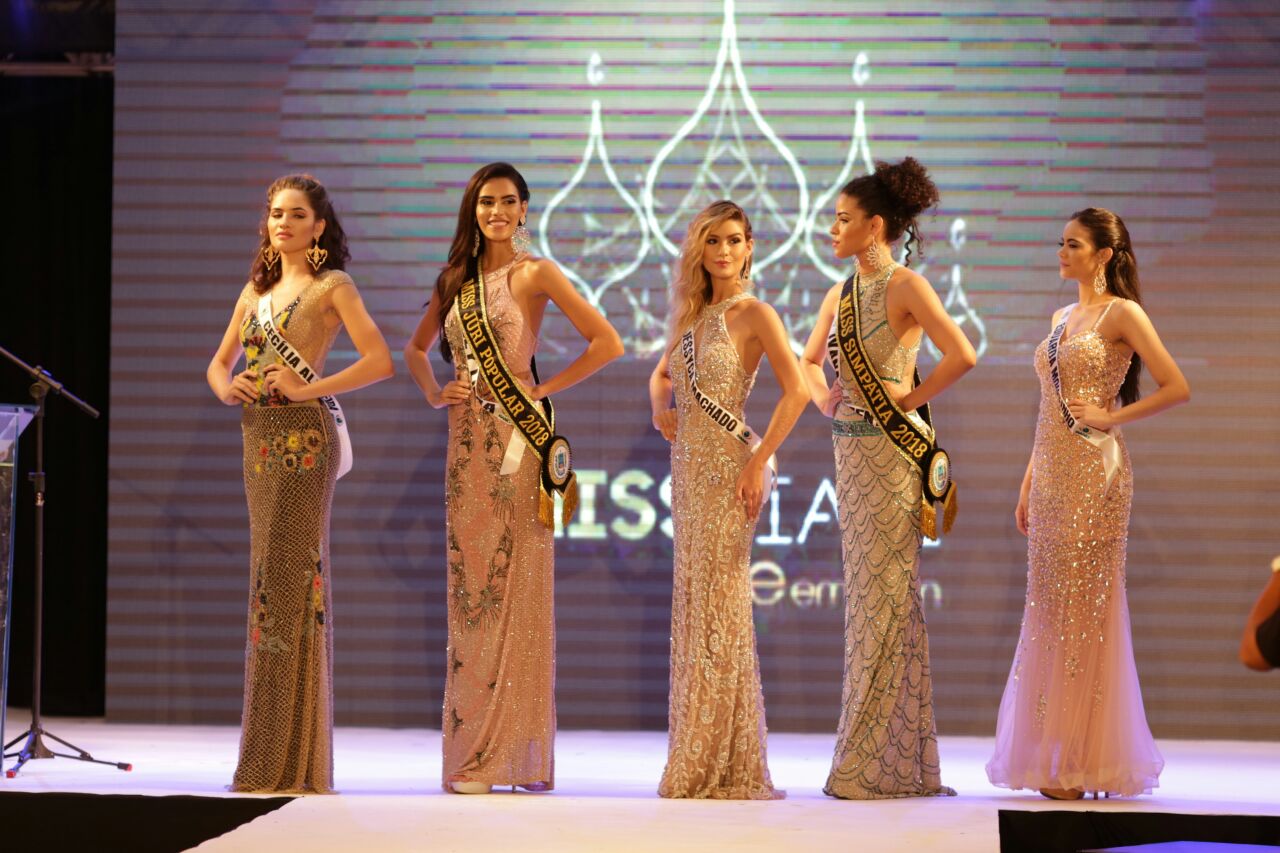 Cinco finalistas do concurso Miss Piauí Be Emotion 2018