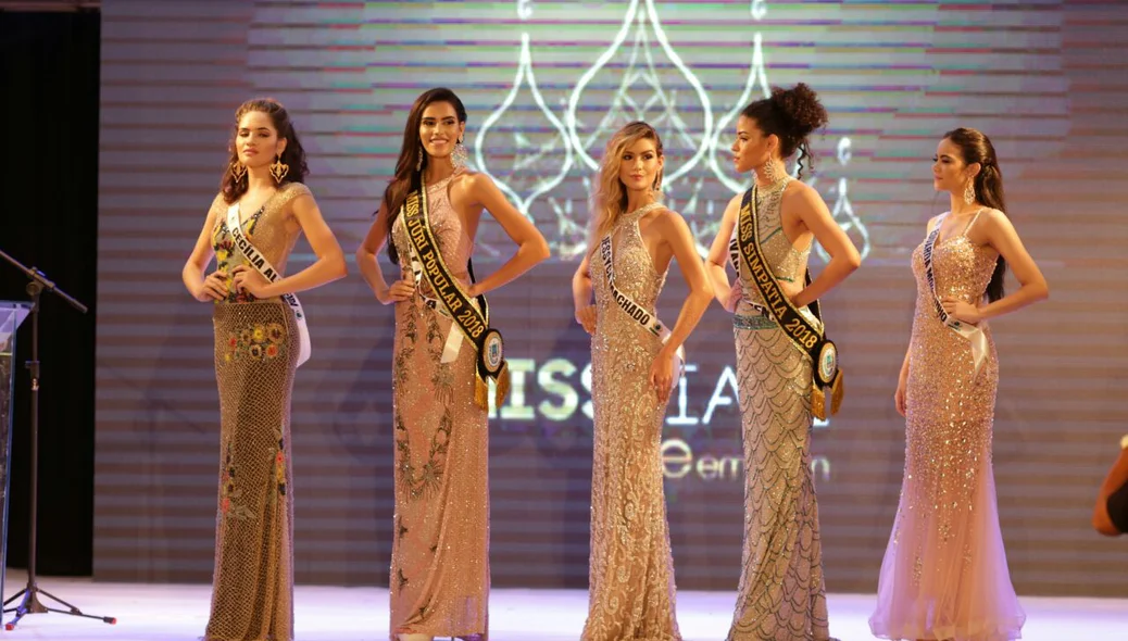 Cinco finalistas do concurso Miss Piauí Be Emotion 2018